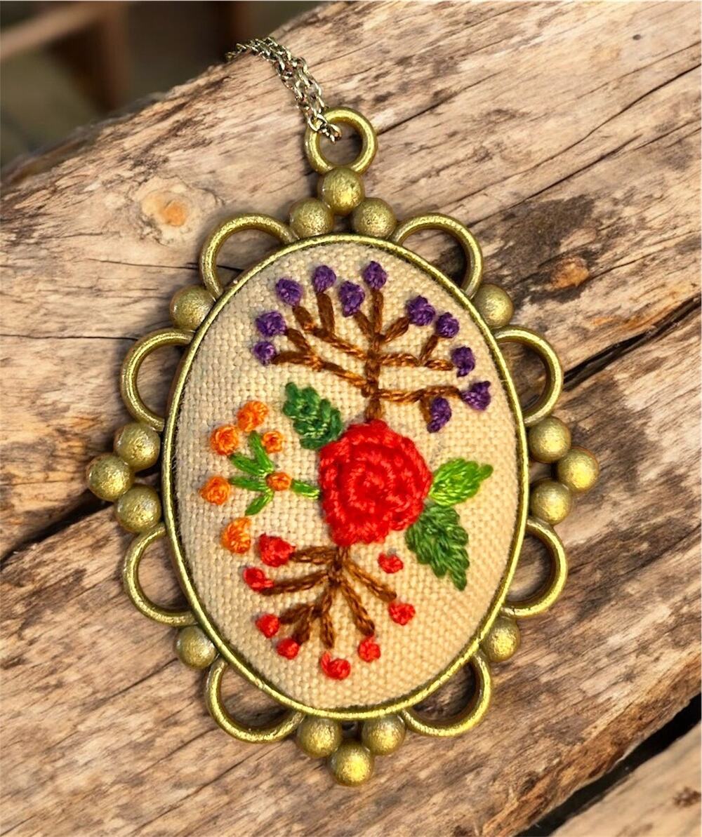 Embroidery Floral Cameo Necklace with Red, Orange, Purple Flowers